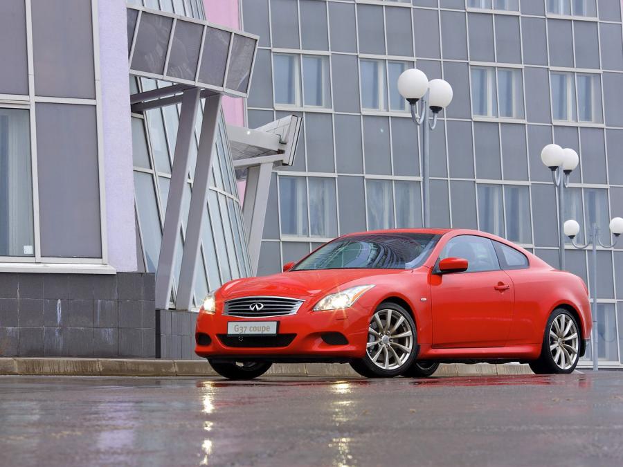  Infiniti G37 S Coupe 2008 года  (фото 13 из 13)